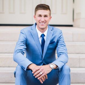 Meet your Posher, Logan